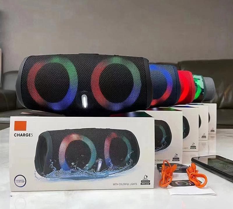 Bocina Bluetooth Portátil Tipo Charge 5 con Luces LED